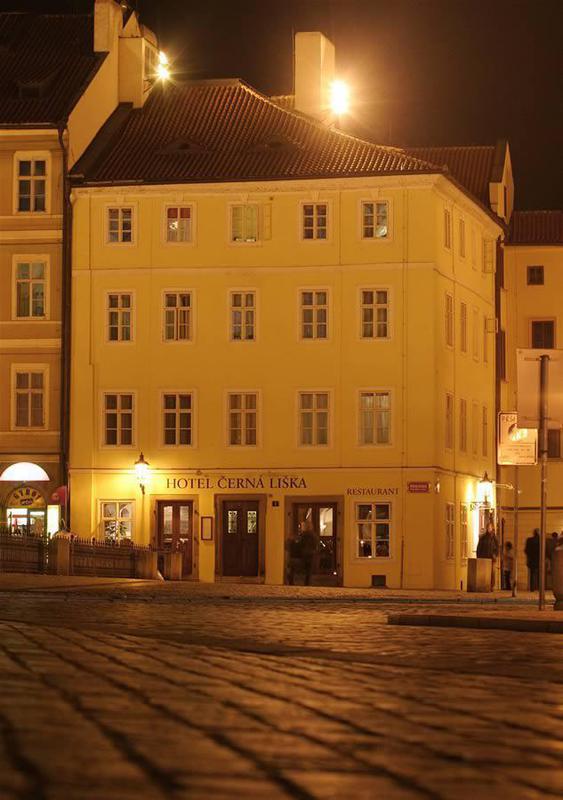Hotel Cerna Liska Prag Exterior foto